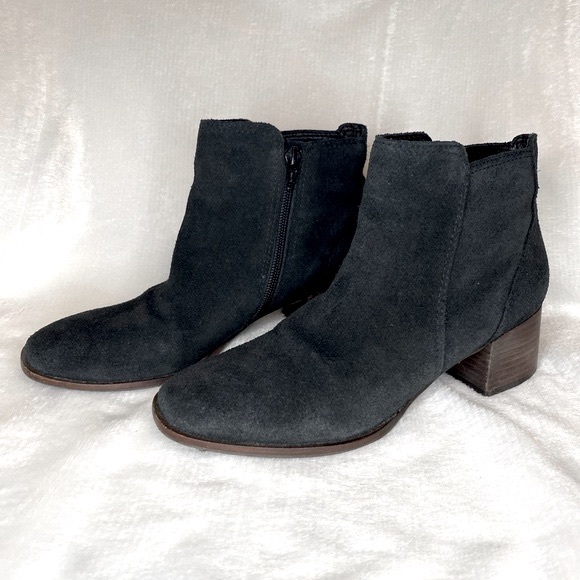 Lucky Brand Suede Leather Chunky Block Heel Zip Up Ankle Boots - Picture 1 of 10
